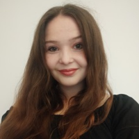 Farbporträt von Carolyn Lippert